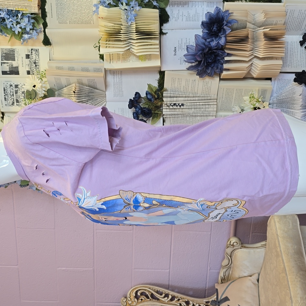 NWT Disney 100 Her Universe Cinderella Distressed Tee XS Purple - Picture 5 of 7